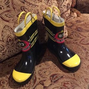“Fire Rescue” rain boots for boys size 11-12.